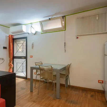 I Host - Forlanini 1 Appartamento *
